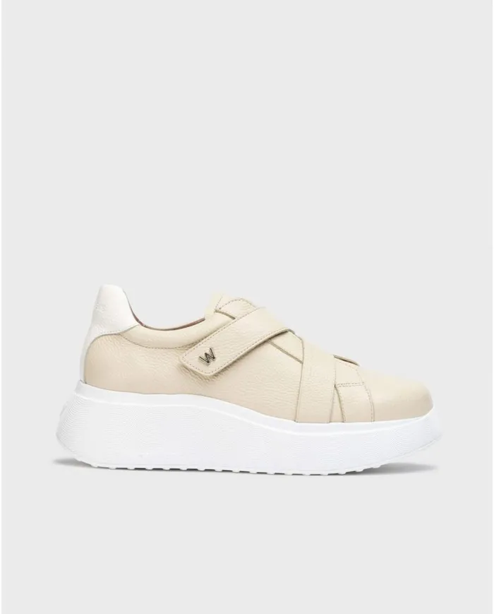Women Cream KOALA Sneaker Wonders Platforms