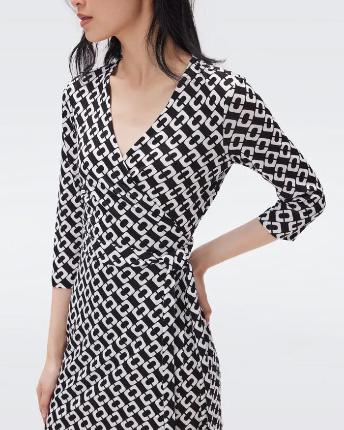 Women Julian Silk Jersey Wrap Dress Chain Link Medium Black DVF Dresses
