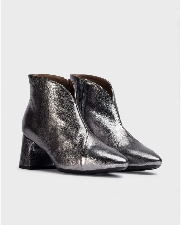 Women Lead MONACO Ankle Boots Wonders Ankle Boots