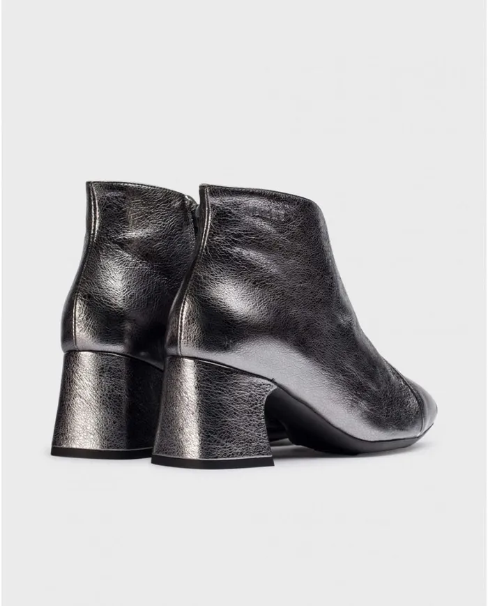 Women Lead MONACO Ankle Boots Wonders Ankle Boots