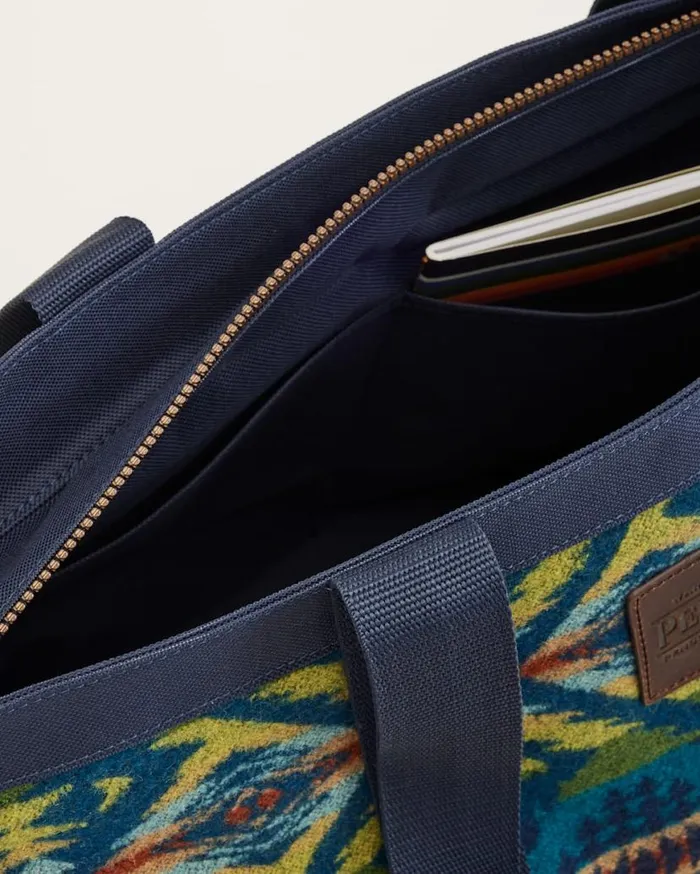 WomenMen DIAMOND DESERT ZIP TOTE Blue Multi Pendleton Totes