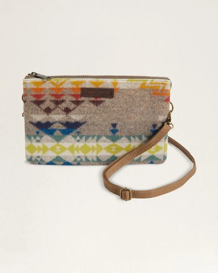 WomenMen HIGHLAND PEAK LARGE THREE POCKET KEEPER Tan Multi Pendleton Wallets and Handbags WomenMen HIGHLAND PEAK LARGE THREE POCKET KEEPER Tan Multi Pendleton Wallets and Handbags