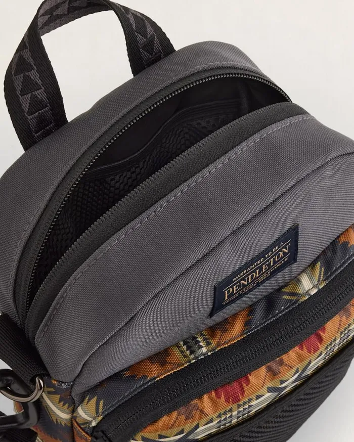 WomenMen NEHALEM ADVENTURE CROSSBODY Grey Pendleton Wallets and Handbags