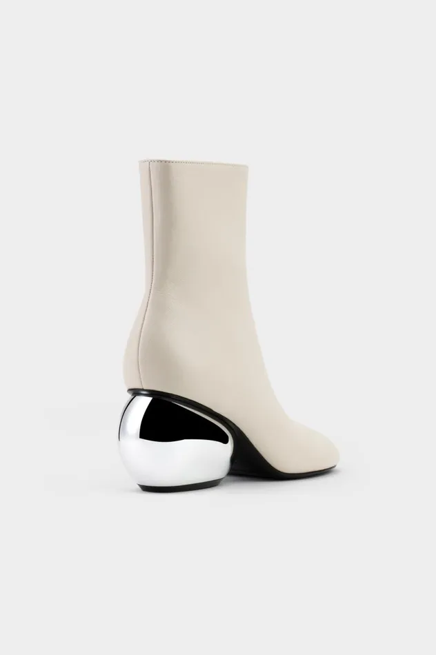 Women Simon Miller Boots Moderno Ankle Boot In Macadamia Cow Suede Women Simon Miller Boots Moderno Ankle Boot In Macadamia Cow Suede