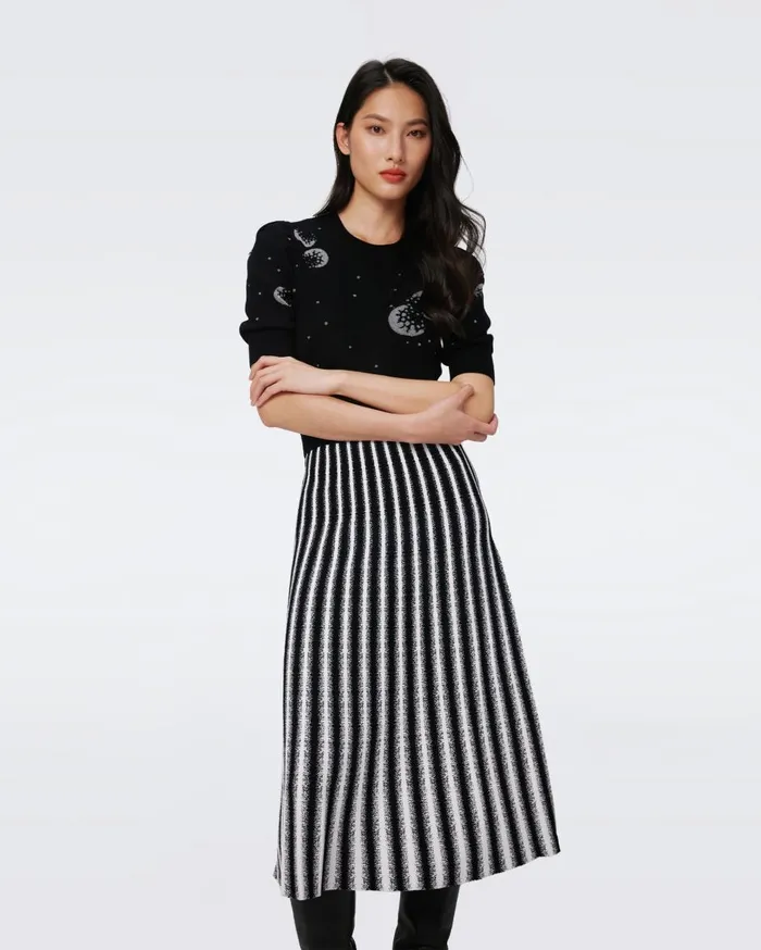 Women Soho Knit Skirt Knitsun Pleats Black And Ivory DVF Skirts