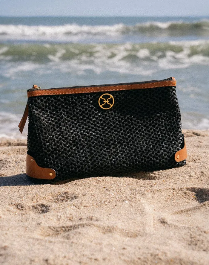 Women ViX Paula Hermanny Bags Spiaga Clutch 8211 Black