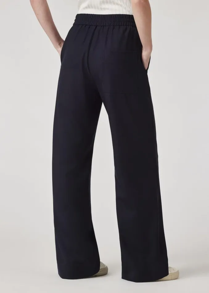 Womens Paul Smith Suits A Suit To Travel In 8211 Navy Drawstring Wide Leg Pants Womens Paul Smith Suits A Suit To Travel In 8211 Navy Drawstring Wide Leg Pants