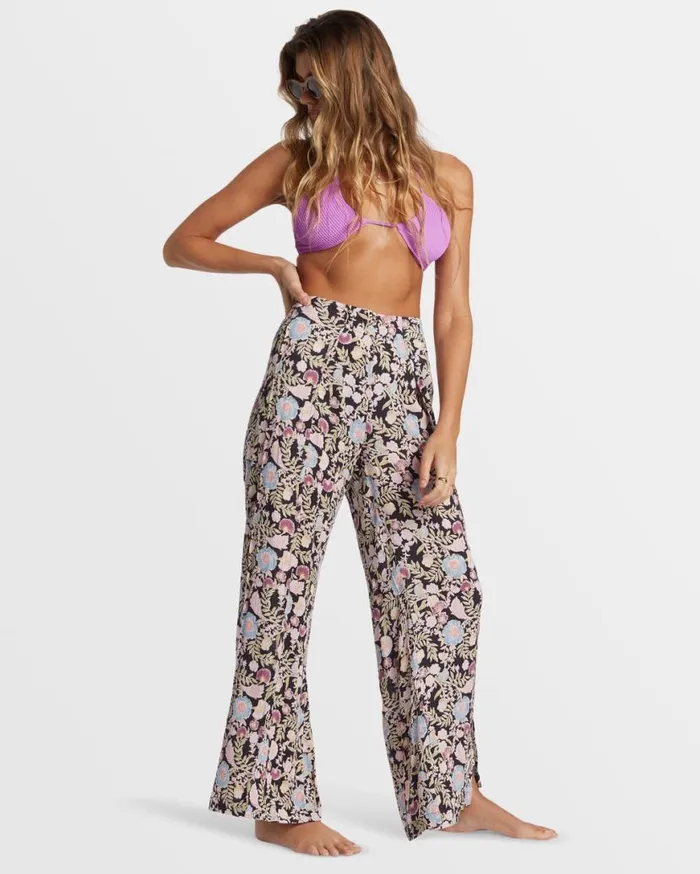 Womens Split Spirit Floral Pants Blackberry Billabong Jeans and Pants Womens Split Spirit Floral Pants Blackberry Billabong Jeans and Pants