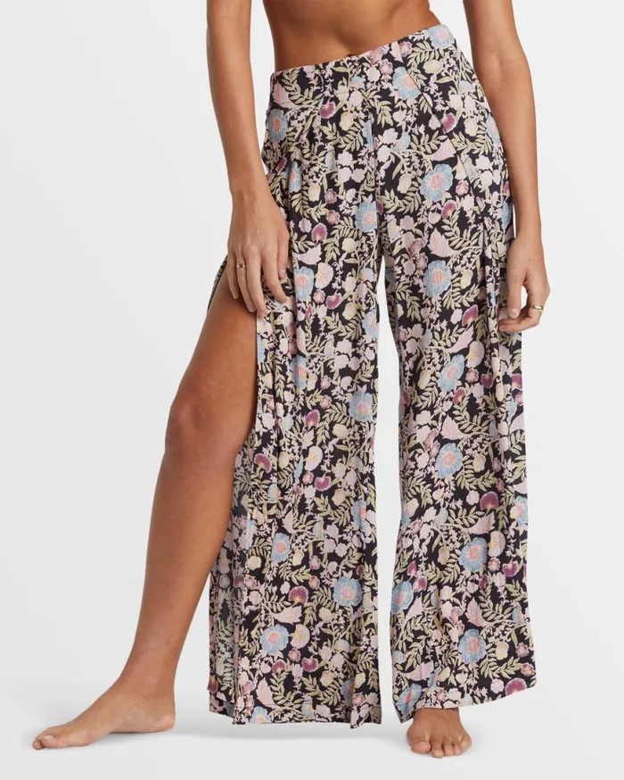 Womens Split Spirit Floral Pants Blackberry Billabong Jeans and Pants Womens Split Spirit Floral Pants Blackberry Billabong Jeans and Pants